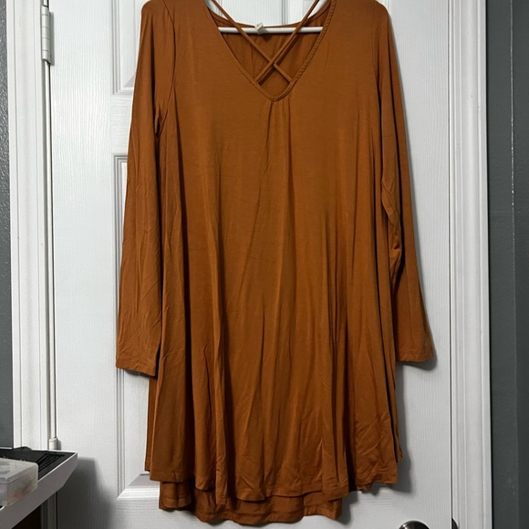 Wishlist Dresses & Skirts - NWOT Long sleeve Wishlist Dress size medium.